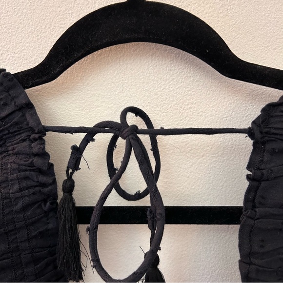 Cupio black ruffle smocked embroidered blouse with square neckline size L - Picture 8 of 10